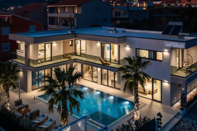 Luxury Villa My Wish With Pool Kaštel Stari Kültér fotó